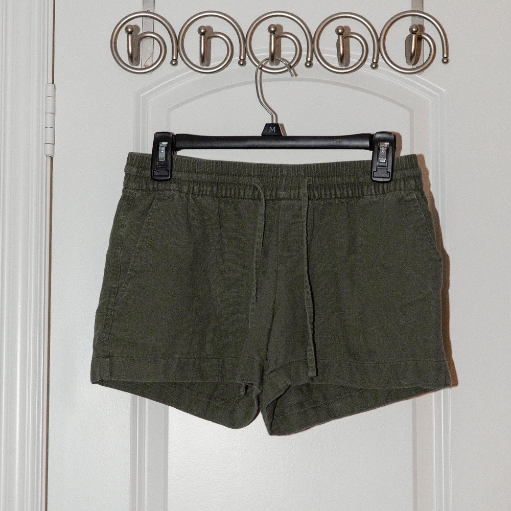 Green stretchy shorts
